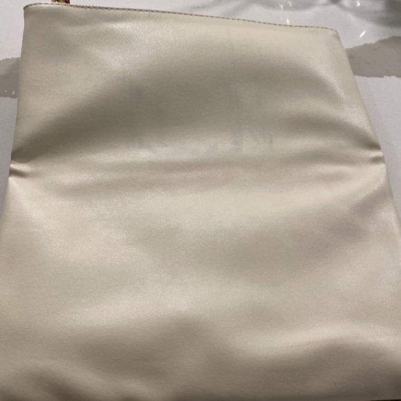 Flower printed clutch - Picture 2 of 5